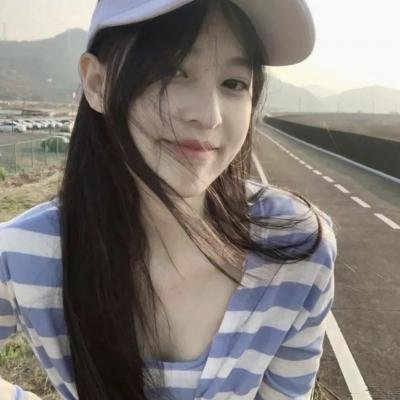寂寞占线中 封面